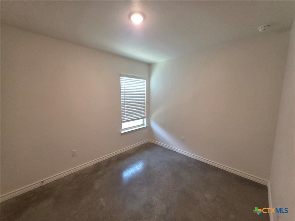 1222 Concord Dr - Photo 7 of 10