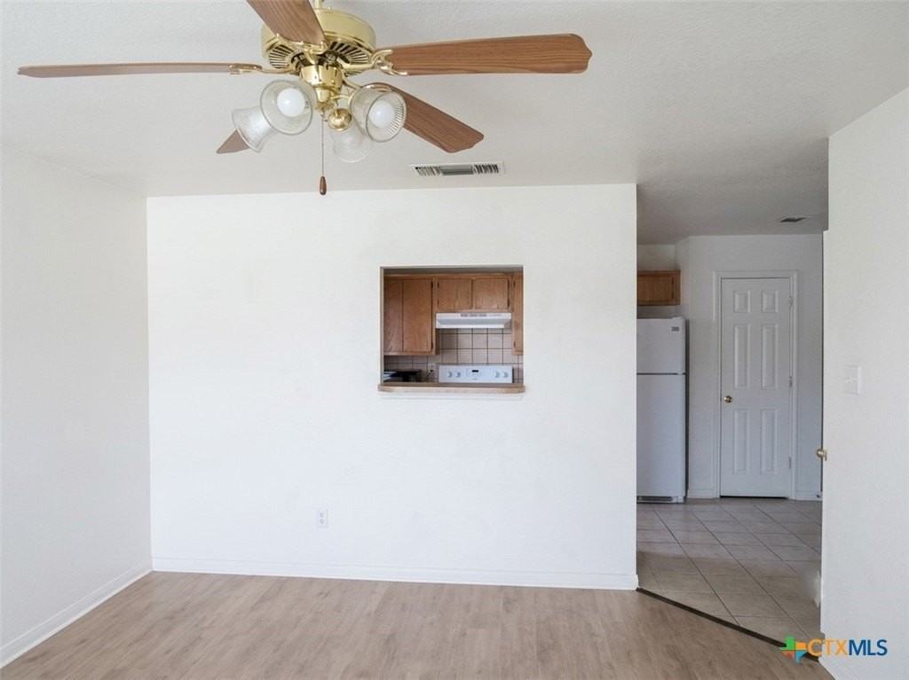 305 Cedar Ridge Dr #A - Photo 3 of 20