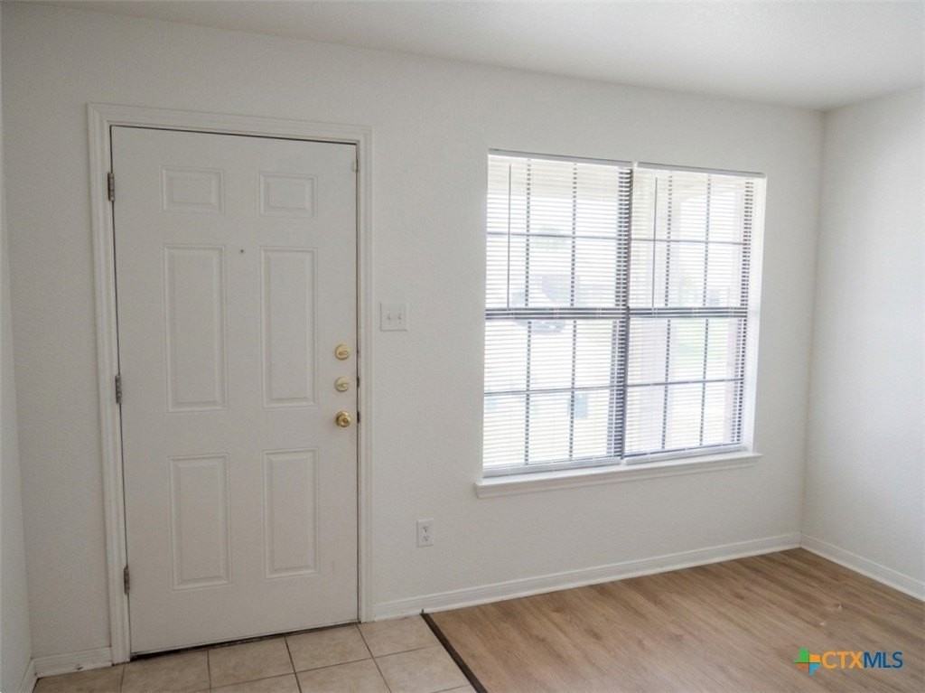 305 Cedar Ridge Dr #A - Photo 4 of 20