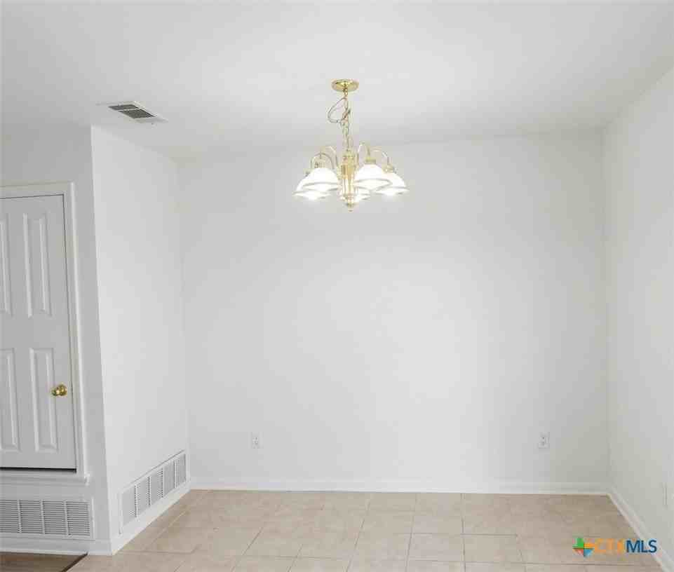 305 Cedar Ridge Dr #A - Photo 5 of 20