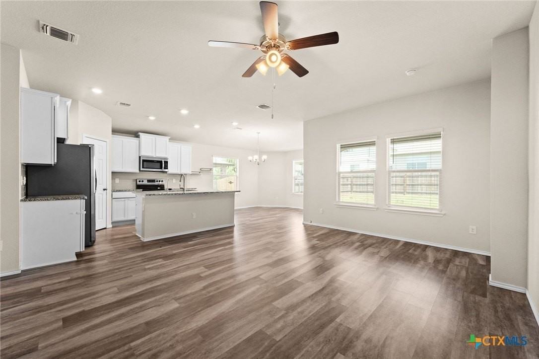 2503 Pintail Loop - Photo 4 of 14