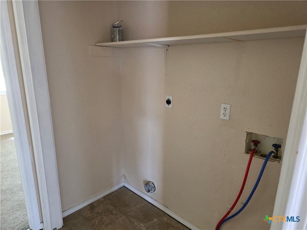 3007 Nancy Jane Dr - Photo 7 of 10