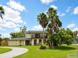featured image of 1025 Beach Blvd
