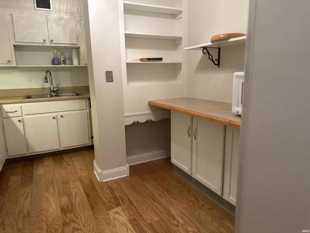 1100 Erie Ave #802 - Photo 3 of 9