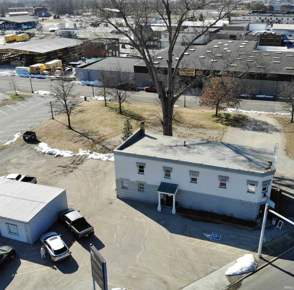 215 Mill St - Photo 3 of 17
