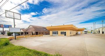 featured image of 4115 E Morgan Ave