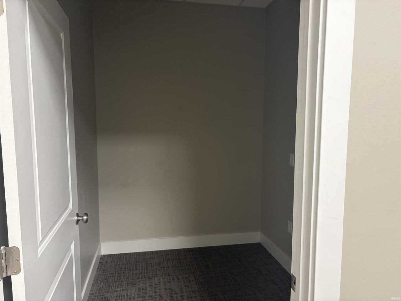 511 Newton St - Photo 4 of 5