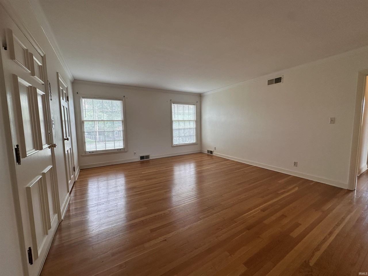 3951 Bellemeade Ave #D - Photo 3 of 15