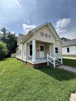 featured image of 235 S Seminary St