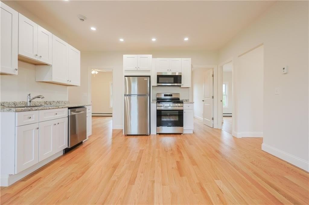 529 Wood St Apt 4th #4 - Photo 2 of 13