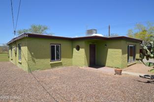 2119 N Catalina Ave - Photo 1 of 1