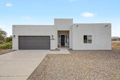 208 S Montgomery Pl - Photo 1 of 1