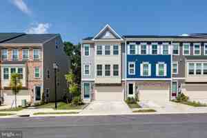 featured image of 2546 Buckthorn Dr