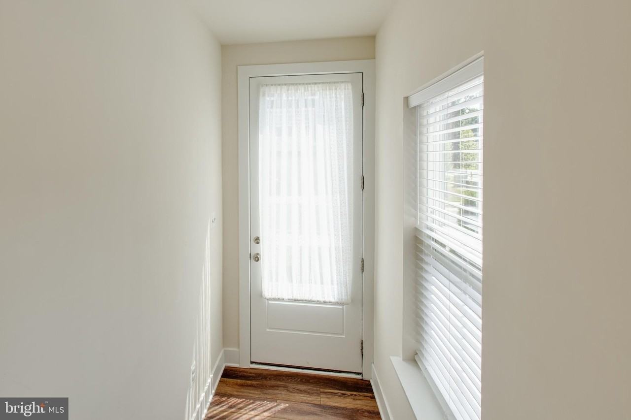 2546 Buckthorn Dr - Photo 6 of 50
