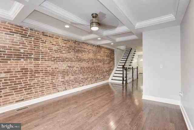 45 E Randall St - Photo 3 of 23