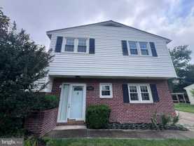 8407 Thornton Rd - Photo 1 of 1