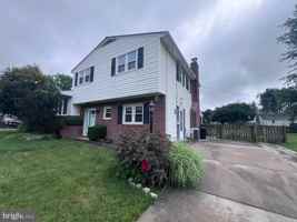 featured image of 8407 Thornton Rd