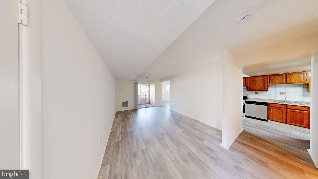 7197 Cimarron Ct Unit D - Photo 6 of 22