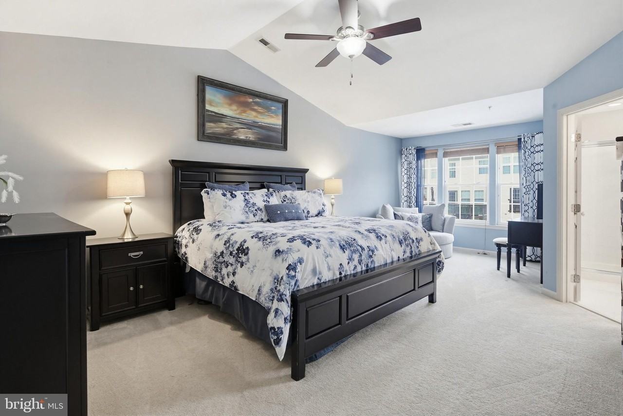 7061 Holly Springs Ln #194 - Photo 7 of 33
