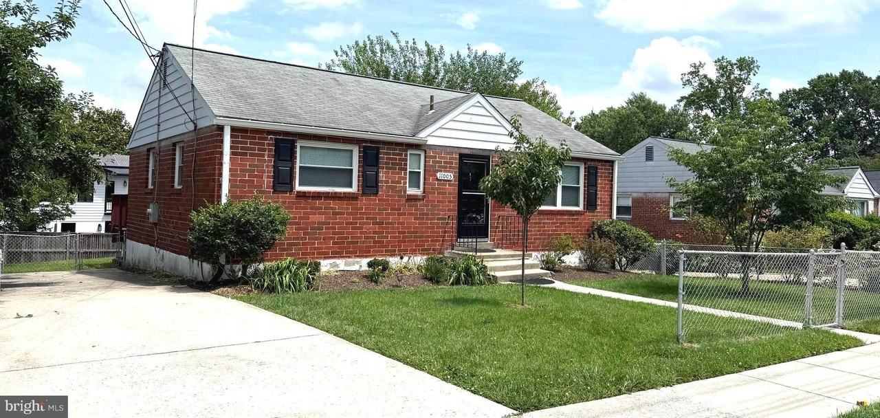 11005 Amherst Ave - Photo 2 of 45
