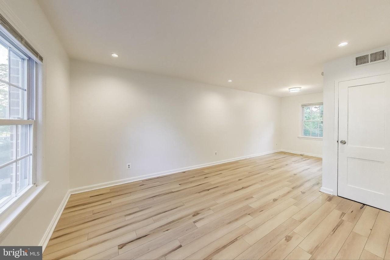 1716 E West Hwy #1716 - Photo 4 of 24