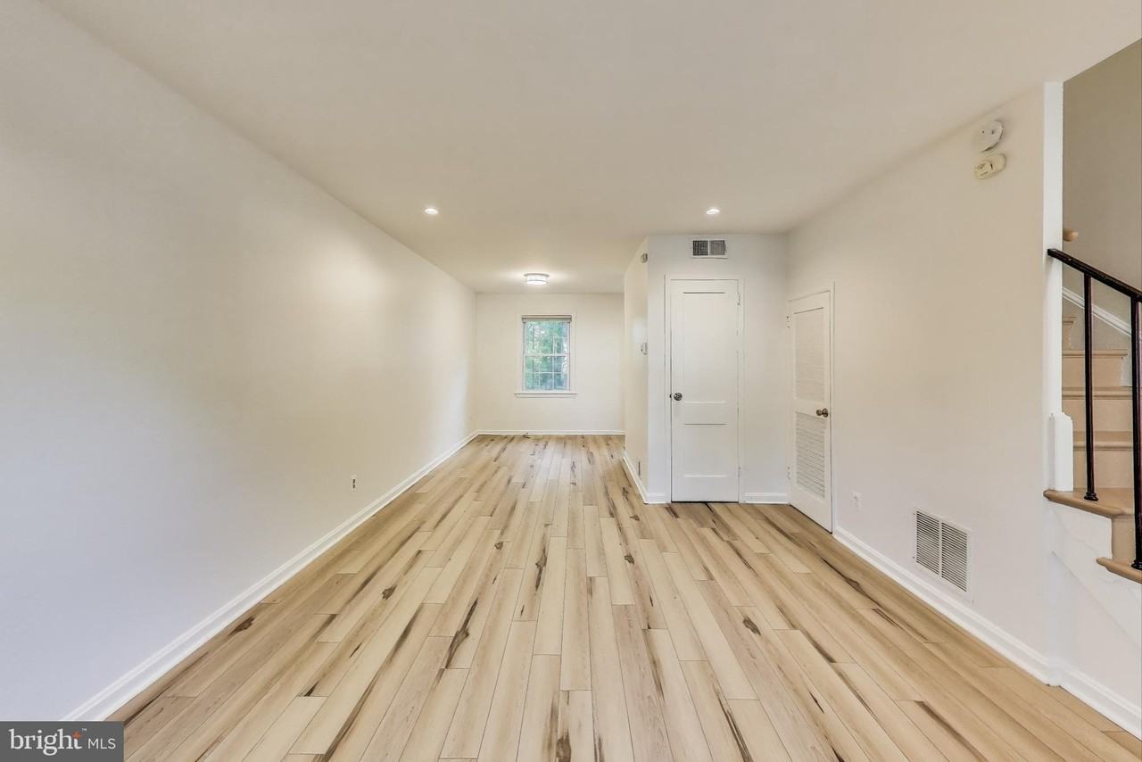 1716 E West Hwy #1716 - Photo 5 of 24