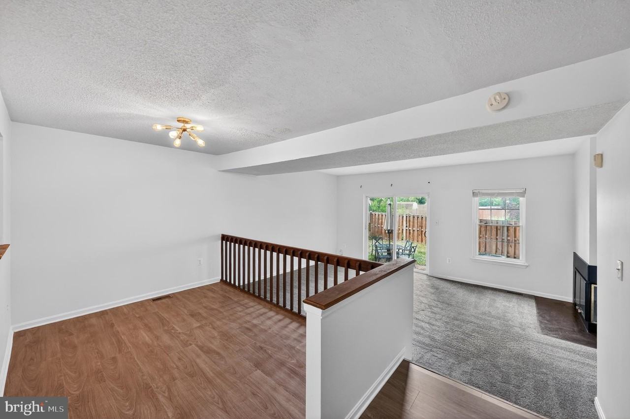1015 Saint Michaels Dr - Photo 2 of 50