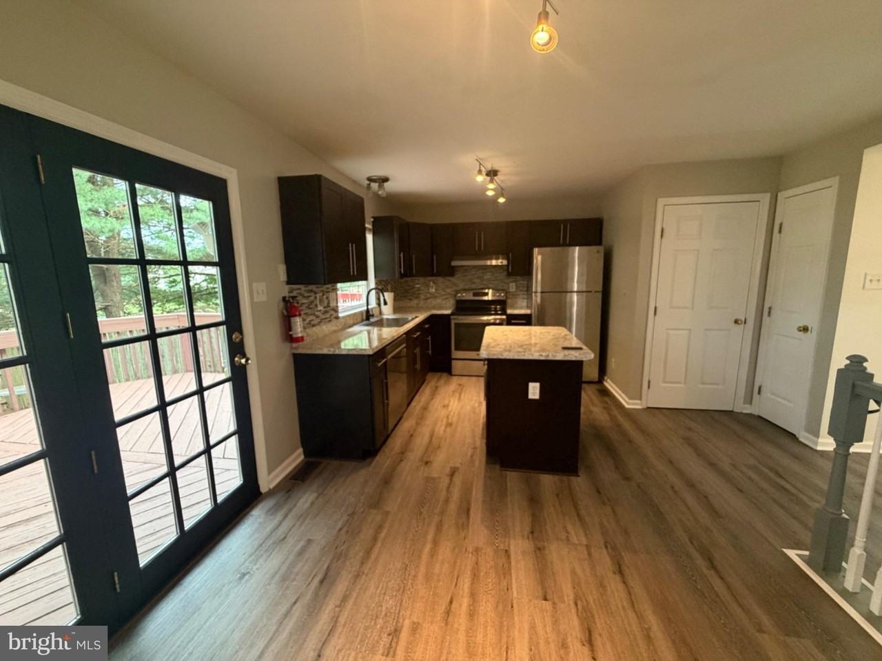 4 Coachlight Dr #4 - Photo 6 of 21