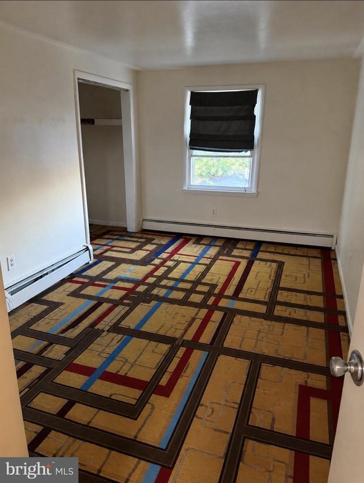 95 W Broad St - Photo 3 of 7