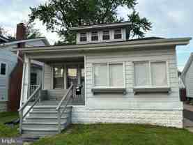 296 Homecrest Ave - Photo 1 of 1