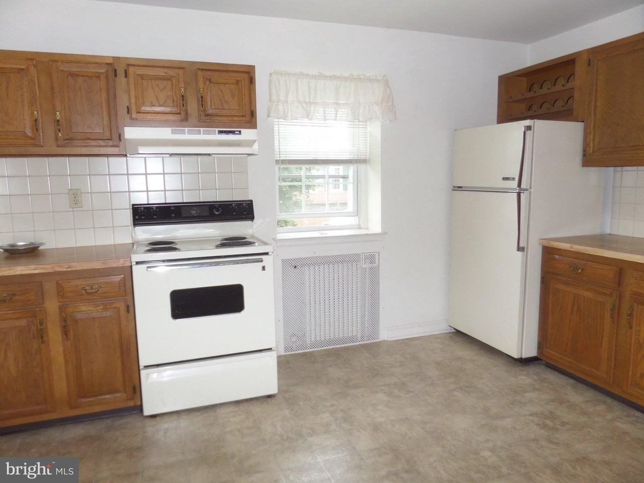 501 E Philadelphia Ave #2nd - Photo 3 of 21