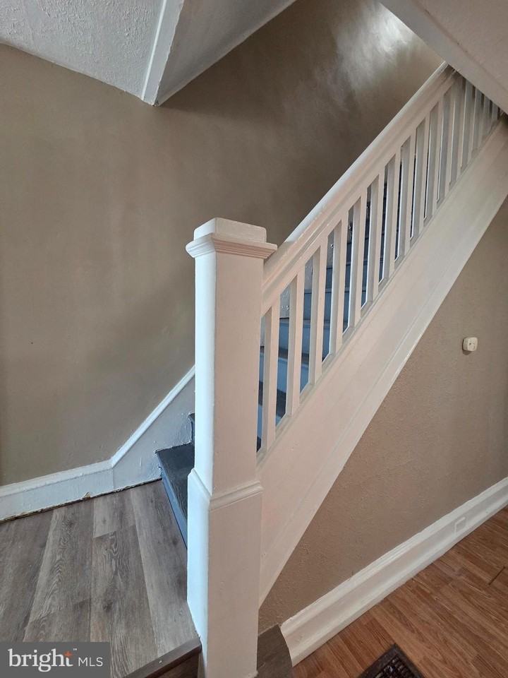 716 Church St - Photo 5 of 16