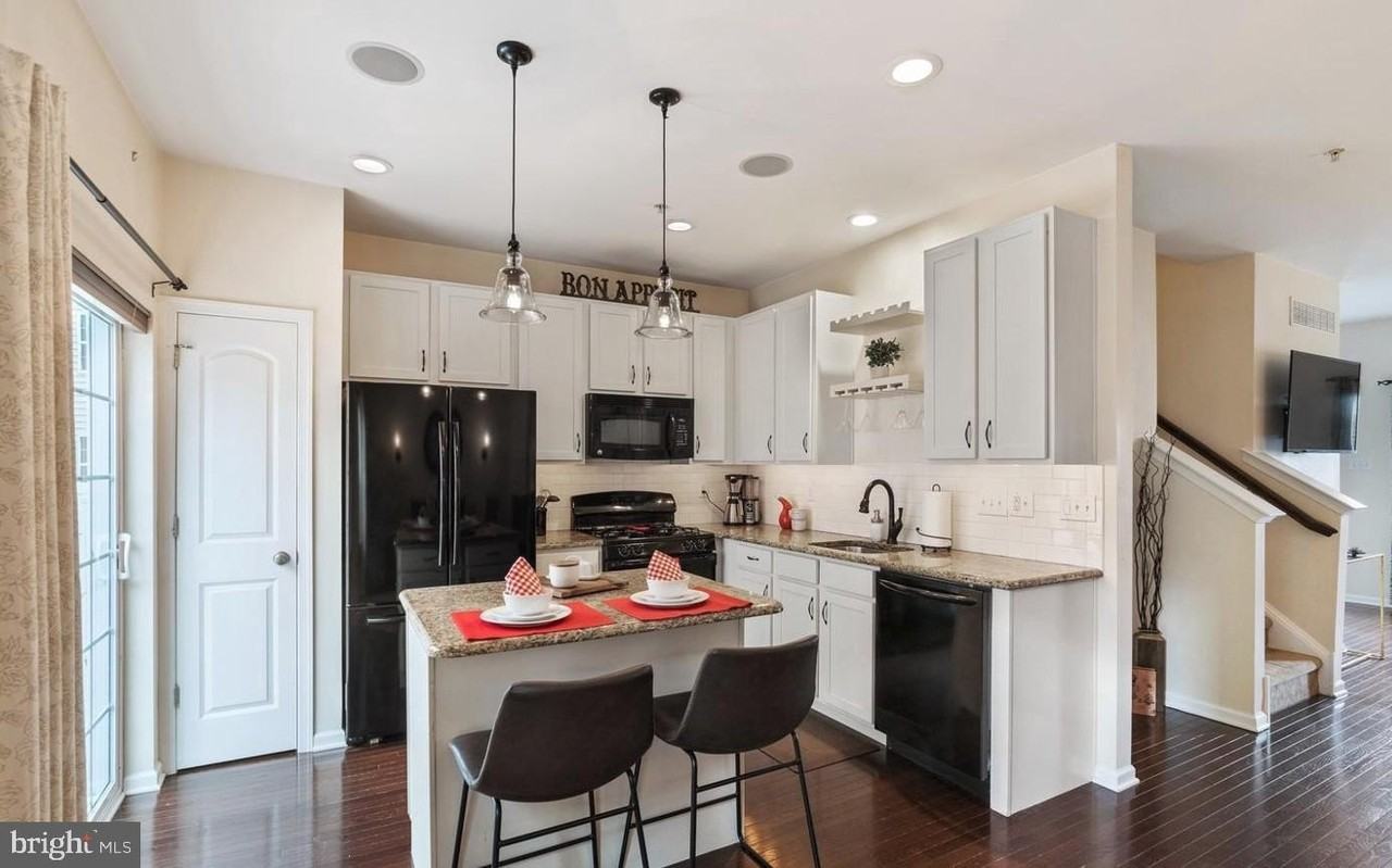 3832 William Daves Rd #8 - Photo 3 of 5