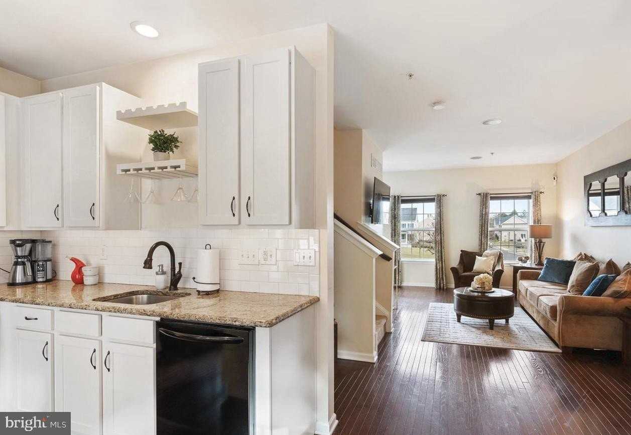 3832 William Daves Rd #8 - Photo 4 of 5