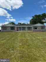 1036 Sweetbriar Rd - Photo 1 of 1