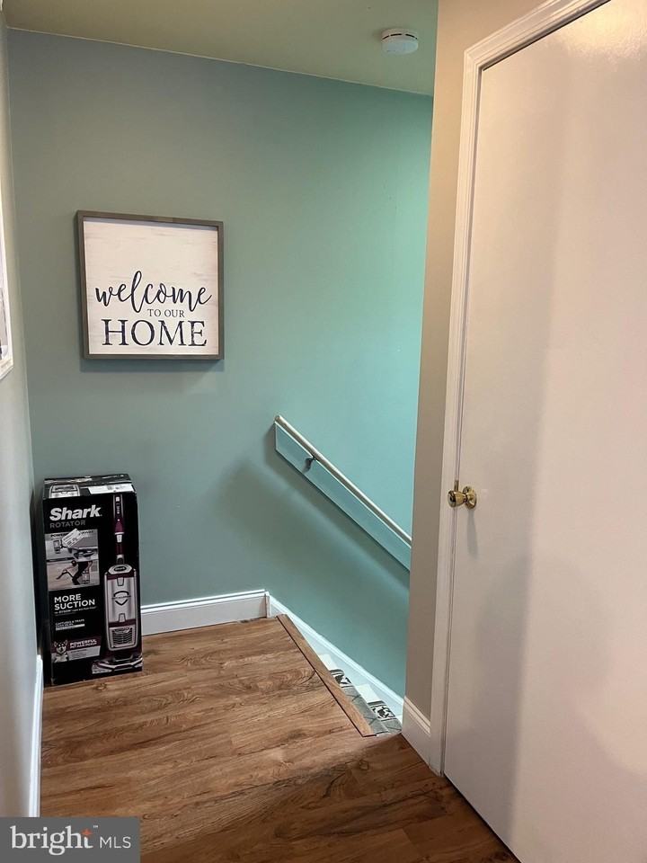 711 Wexford Way - Photo 3 of 25