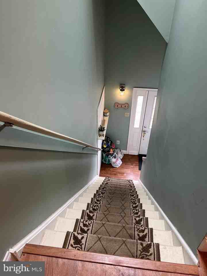 711 Wexford Way - Photo 4 of 25