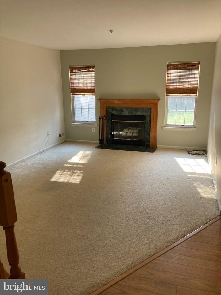 2623 Virginia Ln - Photo 4 of 9