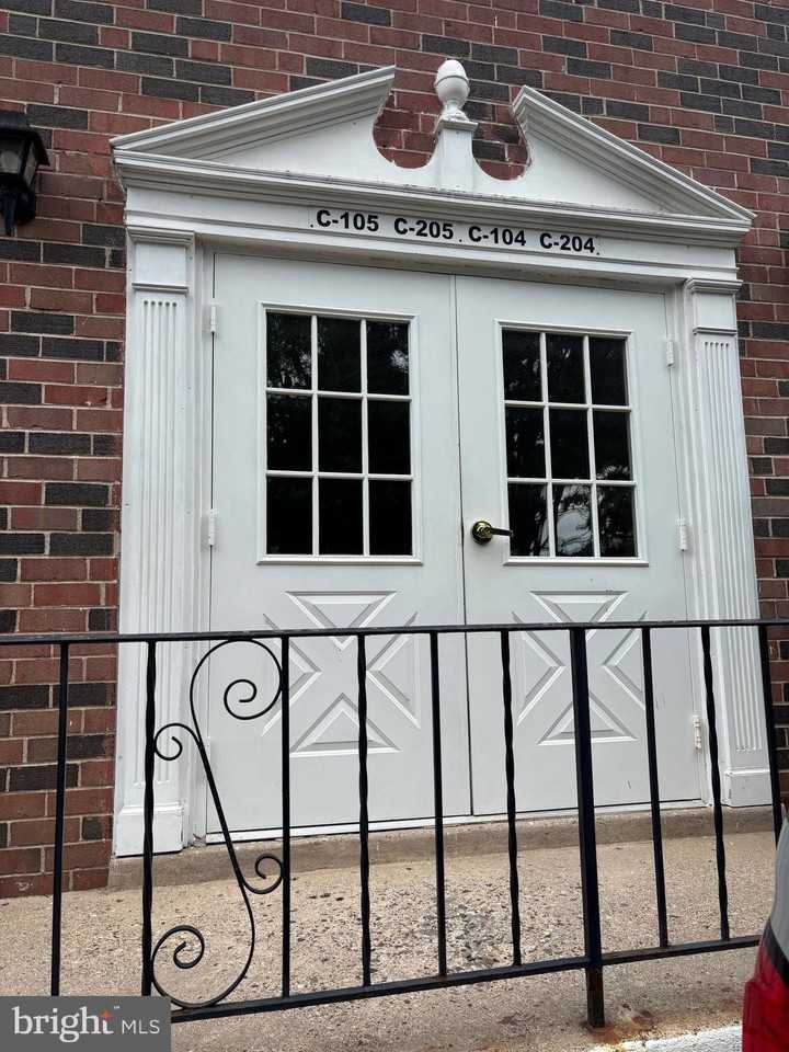 403 S Main St #C104 - Photo 2 of 14