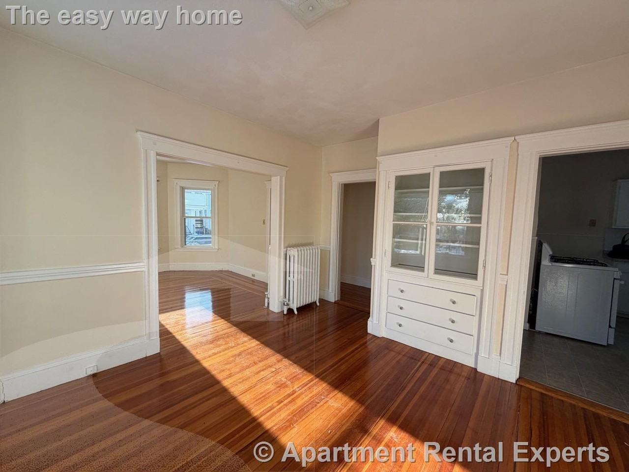 44 Wilson Ave #1 - Photo 5 of 17