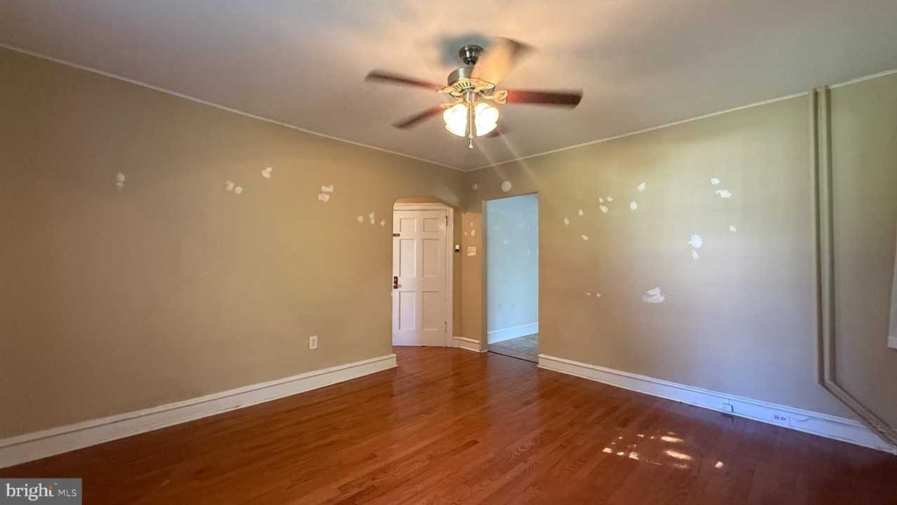 316 Gerard Ave #C - Photo 2 of 14