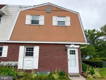 422 Village Ln - Photo 1 of 1