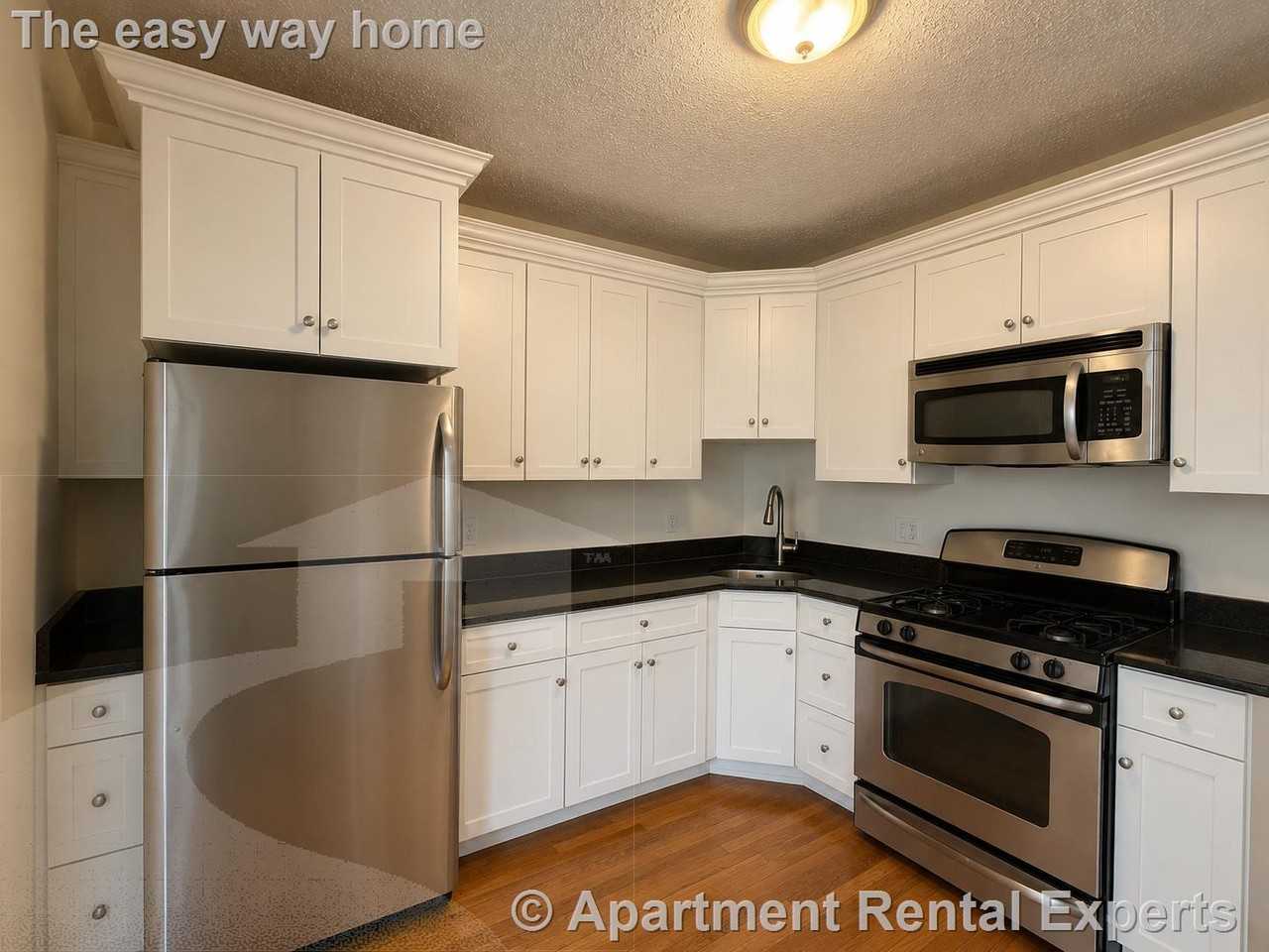 23 Lowell St #1 - Photo 2 of 12