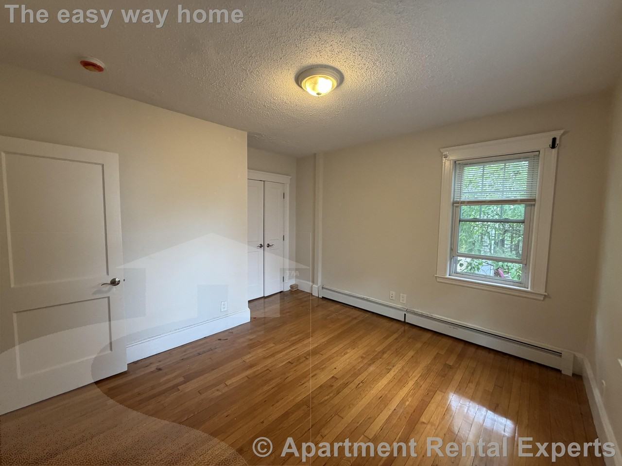 23 Lowell St #1 - Photo 6 of 12