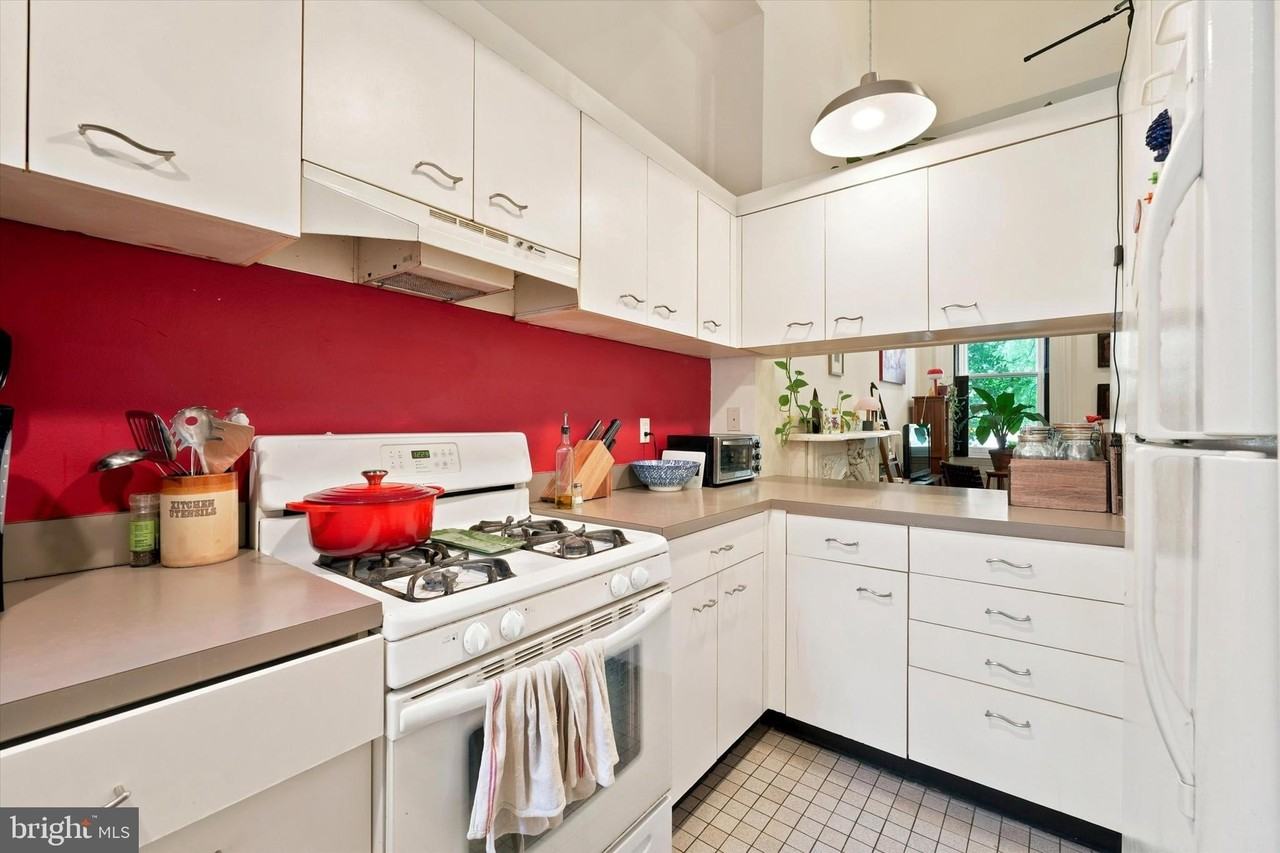 1510 Green St #1F - Photo 7 of 13