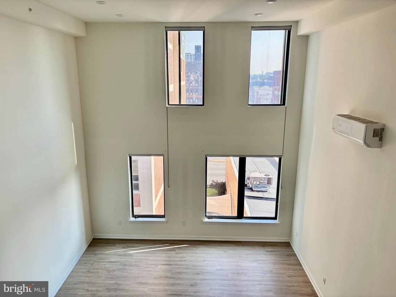 500 N 13th St #505 - Photo 2 of 15
