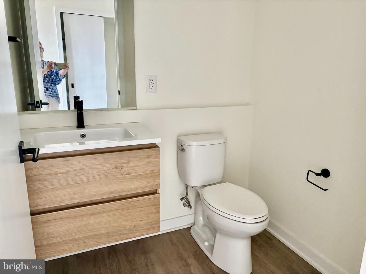 500 N 13th St #505 - Photo 5 of 15