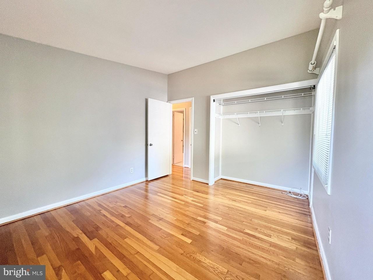 5628 Fillmore Ave - Photo 5 of 41