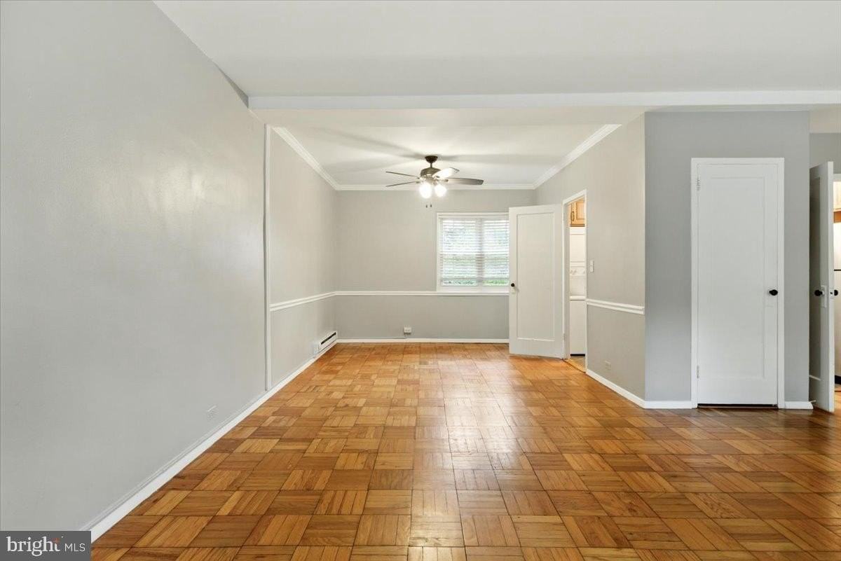 1006 Valley Dr - Photo 4 of 20