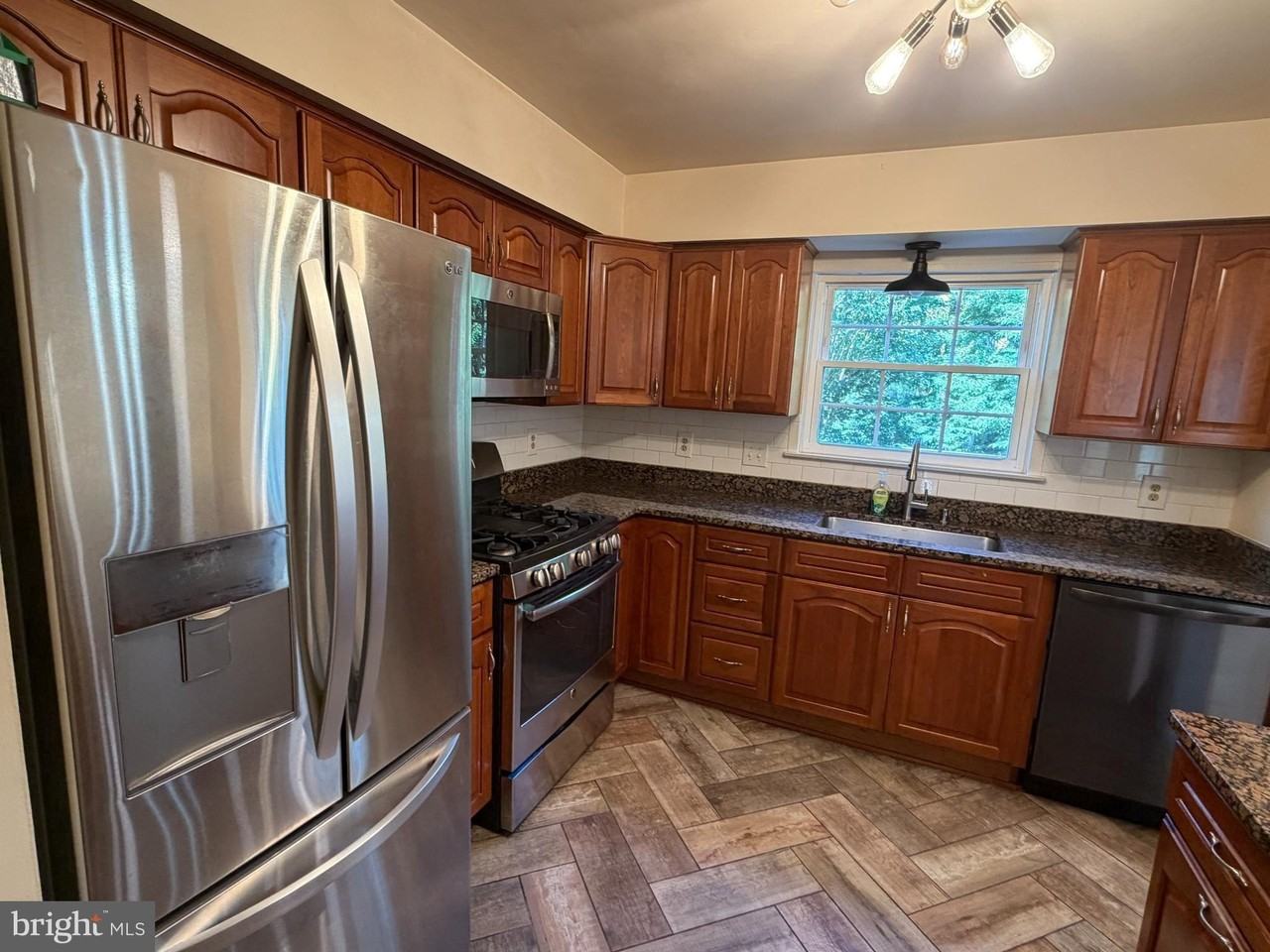 13480 Foxlease Ct - Photo 4 of 17